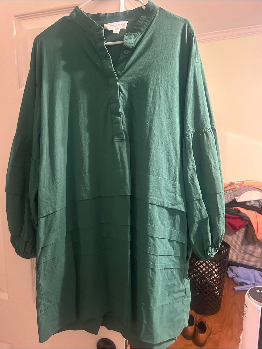 Tuckernuck - Pomander Place Deep Green Long-Sleeve Dress